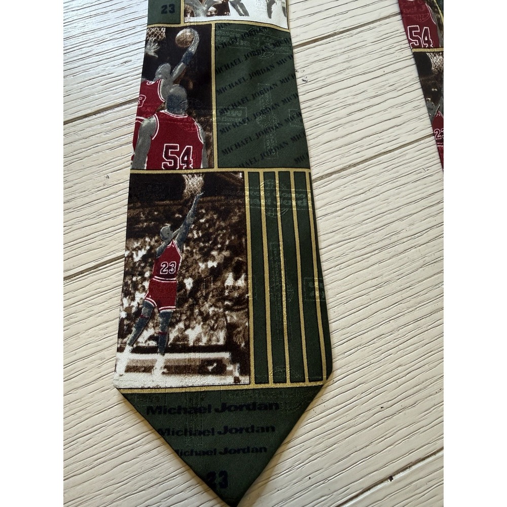 Michael Jordan VTG 90s Bugatchi Uomo Silk Neck Tie Basketball Business Bulls